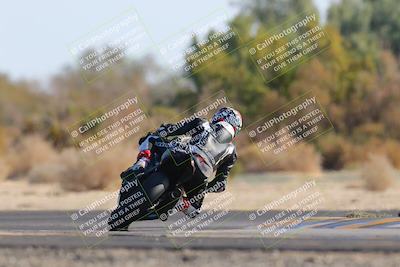 media/Dec-18-2022-SoCal Trackdays (Sun) [[8099a50955]]/Turn 7 Backside (1125am)/